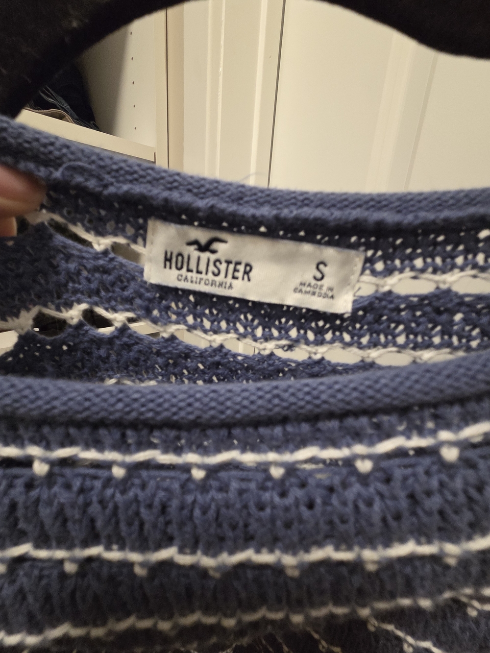 Hollister Navy and White Striped Open-Knit Crewneck Sweater - Picture 4 of 7